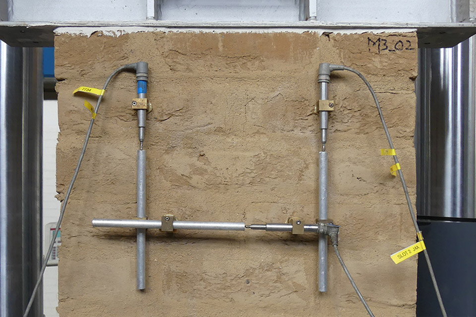 Tragfähigkeit von Lehmmauerwerk